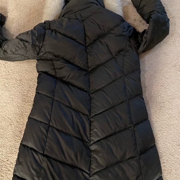 MK Coat - Picture 3 of 3